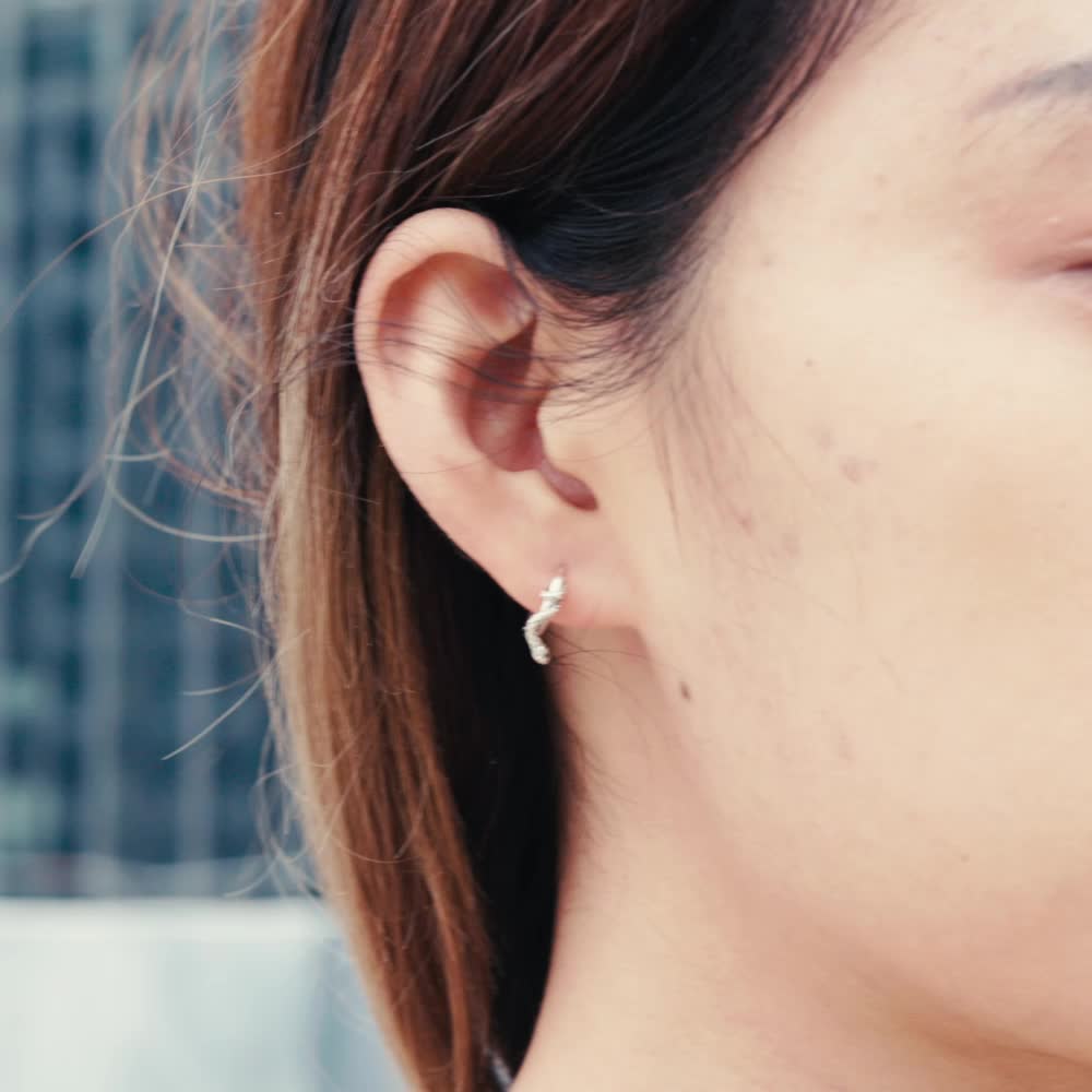 925 Silver Snake Ear Buckles Green Zirconium Hoop Earrings