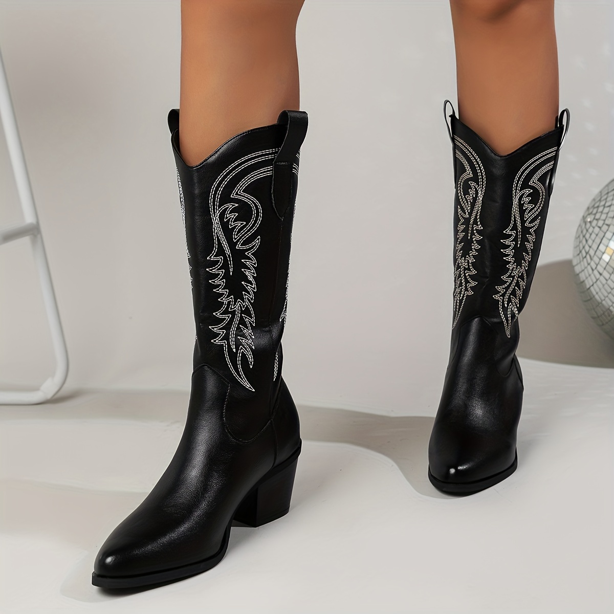 Ladies boots shop at deichmann