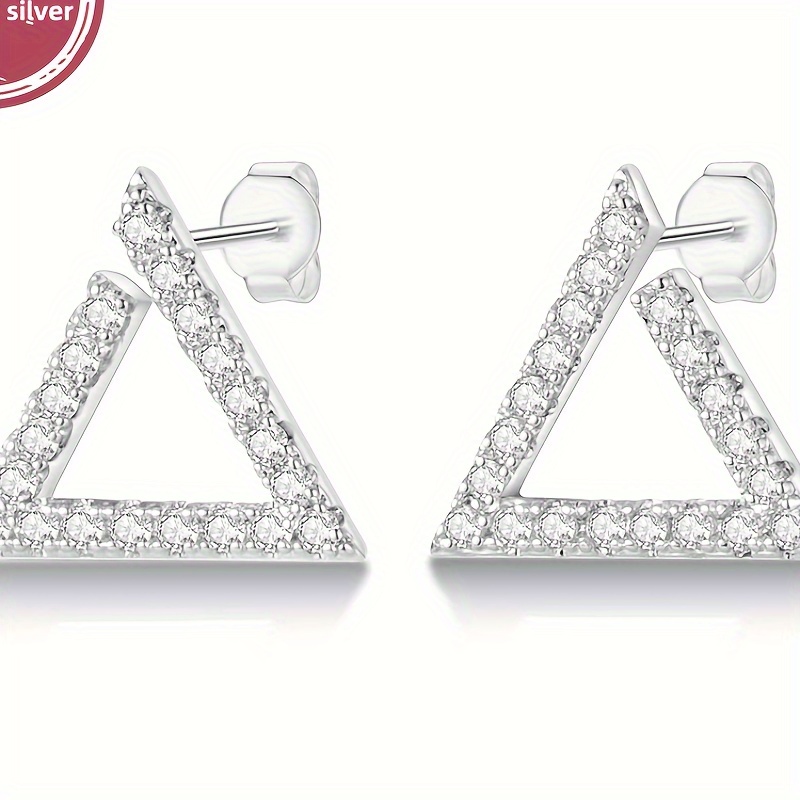 

4.5g 925 Sterling Silver Shining Dense Set Triangle Earrings With Irregular Patterns Ear Buckle Earrings Charms For Women Fashion Accessories Holiday Gift Fine Jewelry 1 Pair Of Earrings