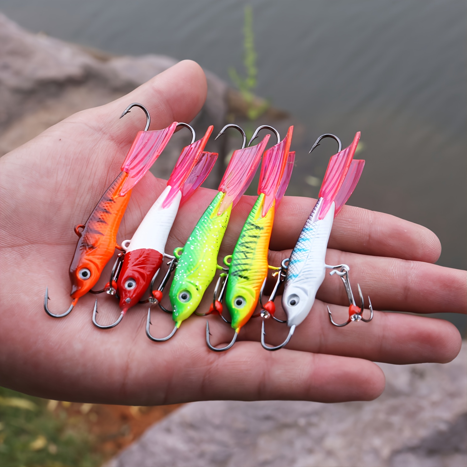 Fishing Lures Set, Ice Fishing Lures with 3 Sharp Hooks Winter Lifelike  Fishing Baits Balanced Jigging Lures Kit for Crappie, Yellow Perch,  Walleye, Pike and Lake Trout