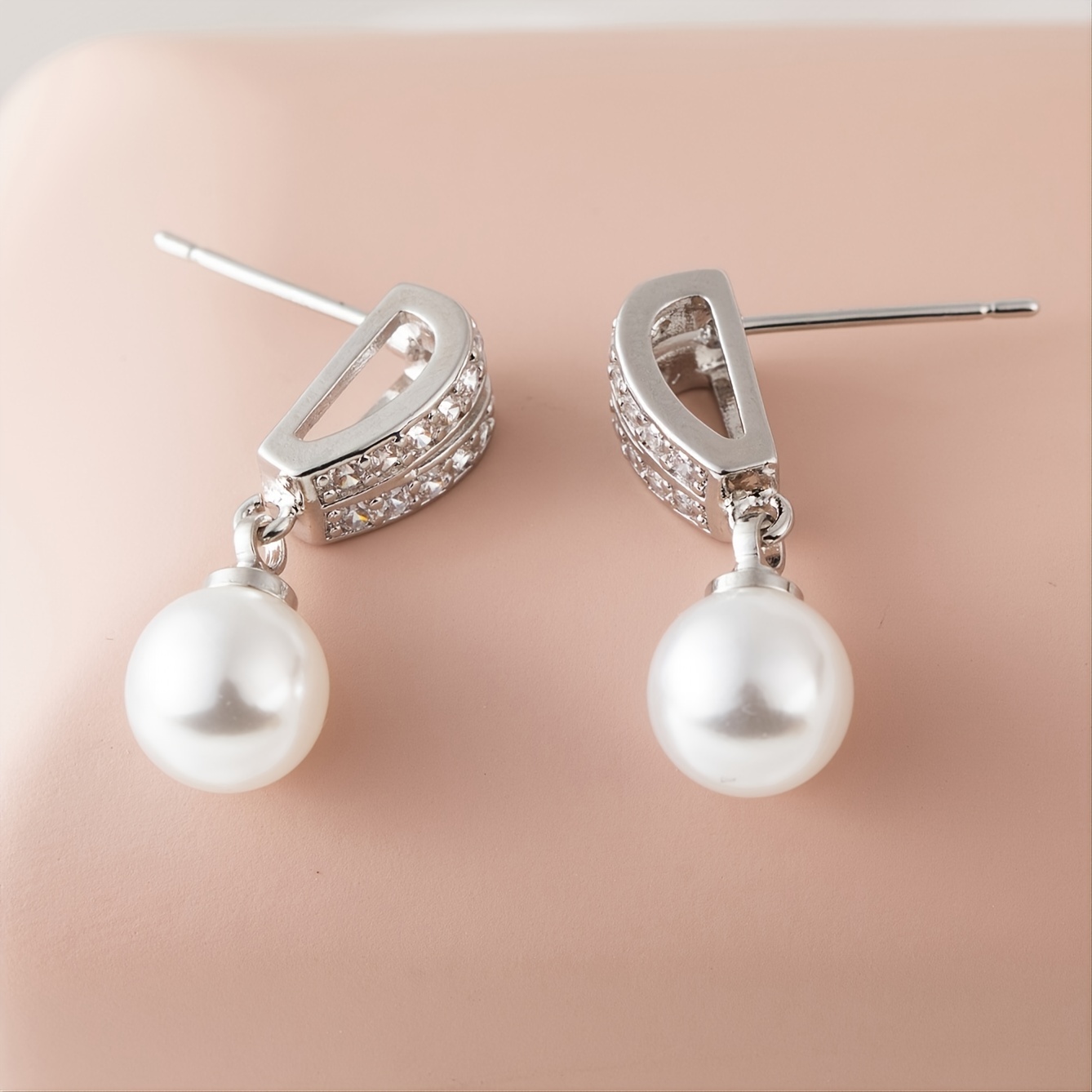 Boucles d'oreilles LV Eclipse Pearls S00 - Bijoux de luxe, Femme M01237