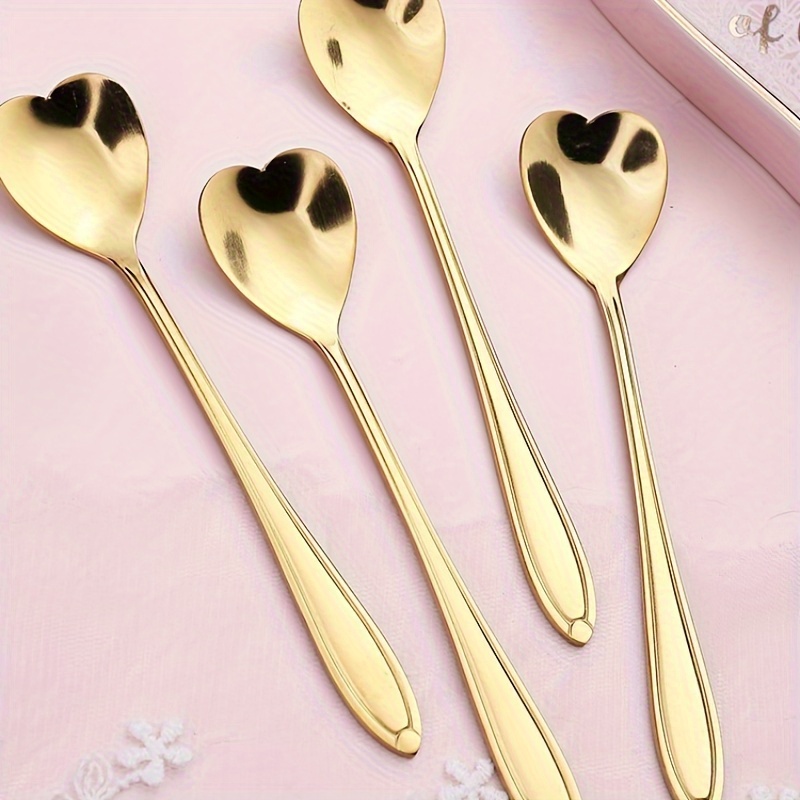 

4pcs Heart-shaped Stainless Steel Spoons Set, Creative Stirring Dessert Coffee Spoons, Ideal For Christmas Party, Holiday, Restaurant, And Home Kitchen Use