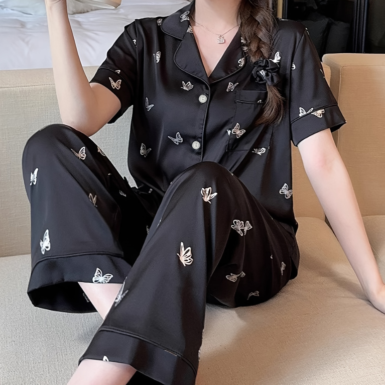 

Elegant Print Pajama Set For Women, Polyester, Short Sleeve Lapel Top & Long Pants, Woven , 95g/m², With Button , For Fall 2024 Collection