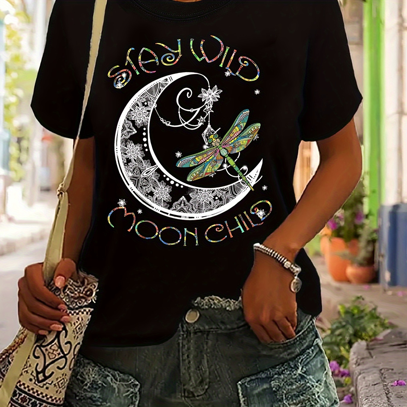 

Dragonfly Graphic Print T-shirt, Short Sleeve Crew Neck Casual Top For Summer & Spring, Women's Clothing
