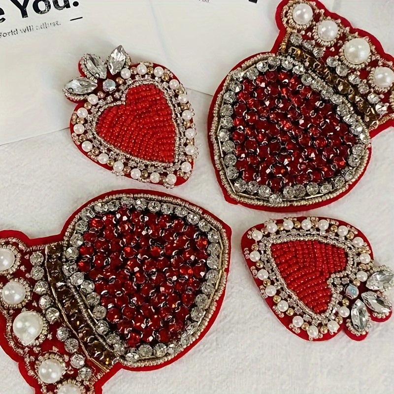 

Appliques de Perles Cœur Rouge Scintillantes avec Strass - Patchs de Broderie Artisanaux pour Décorations de Vêtements & Sacs DIY