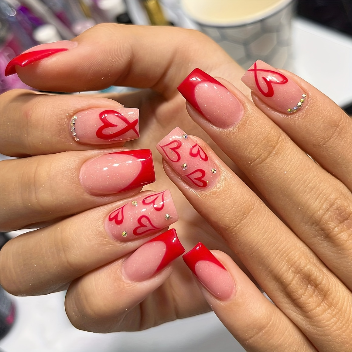 

24pcs Valentine's Day Press-on Nails Set - Short Square, French Tip Heart & Accents, Matte , Easy To Apply & Remove