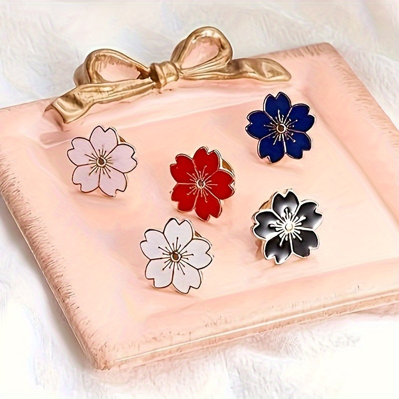 

5pcs/set Elegant Enamel Flower Lapel Pins, Assorted Colors Flower Pendants Mother's Day Jewelry Gift, Perfect For Decorating Backpacks, Clothing, Bags, Jackets & Hats