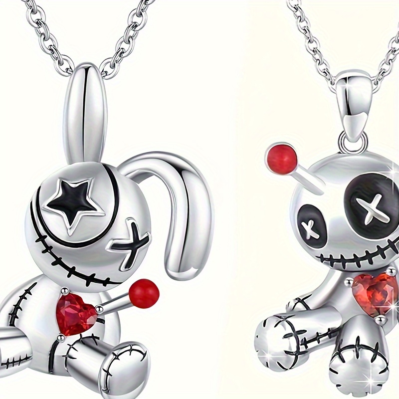 

2pcs/set Creative Funny Voodoo Doll Red Heart Pendant Necklace For Women Men Trendy Punk Cartoon Holiday Decoration Accessories, Halloween Gift