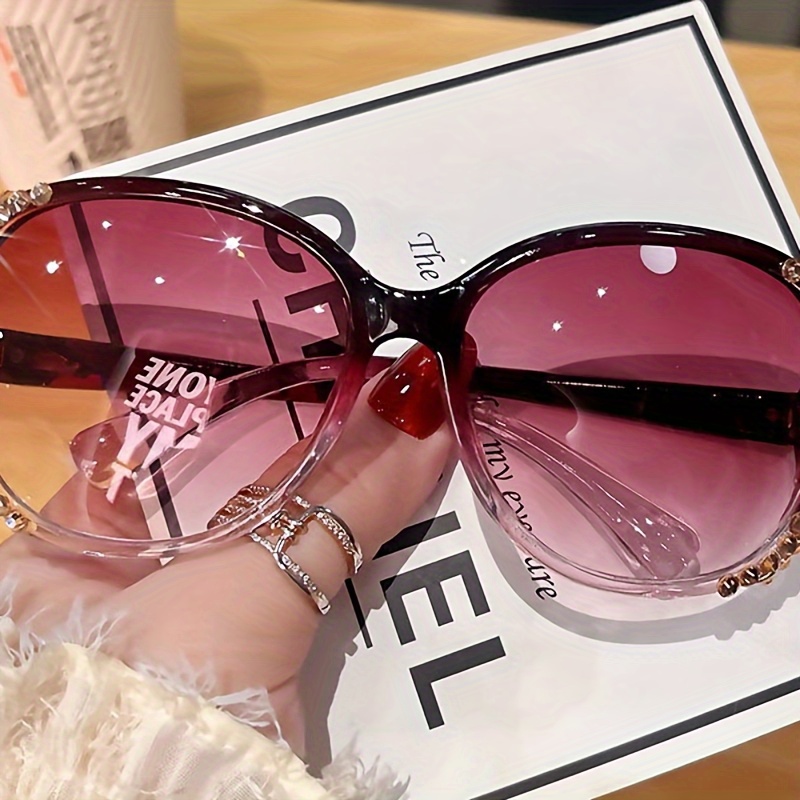 

Oval Fashion Glasses For Women With Rhinestone Accents Anti Glare Sun Shades Slimming Large Frame