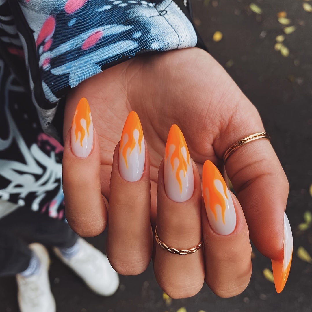 Summer nail art ideas to rock in 2021 : Orange flame girl power