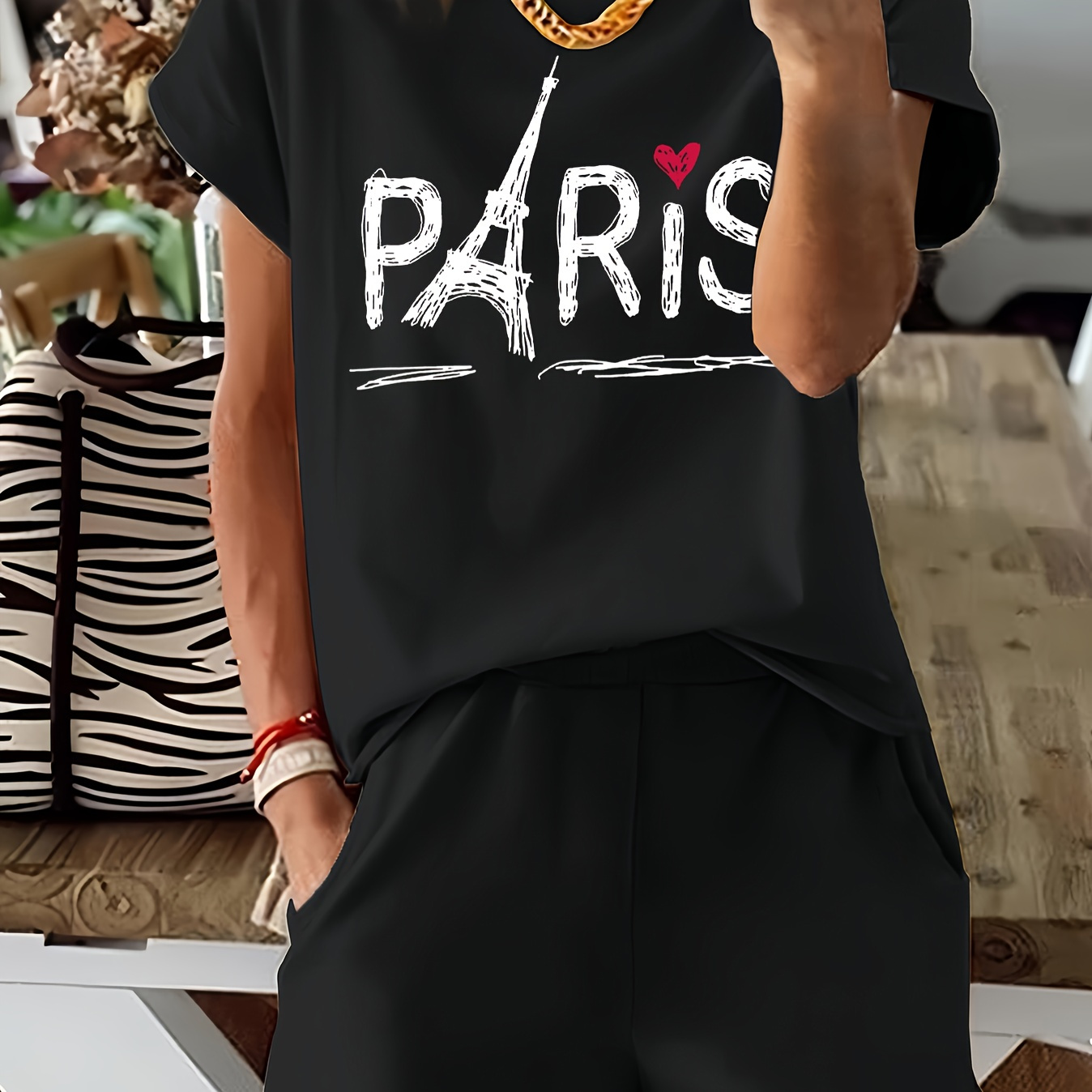 

Women's Paris Letter T-shirt And Shorts Set, Polyester Knit Fabric, Round Neck, Fashion Outfit