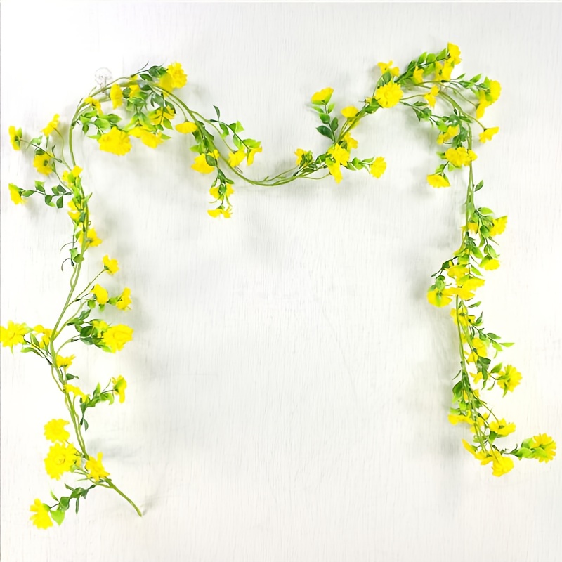 Artificial Daisy Silk Fabric Wreaths For Home, Wedding, And DIY Decor  Handmade Wild Flower Corsage Wreath HKD230818 From Qiaomaidou08, $2.01