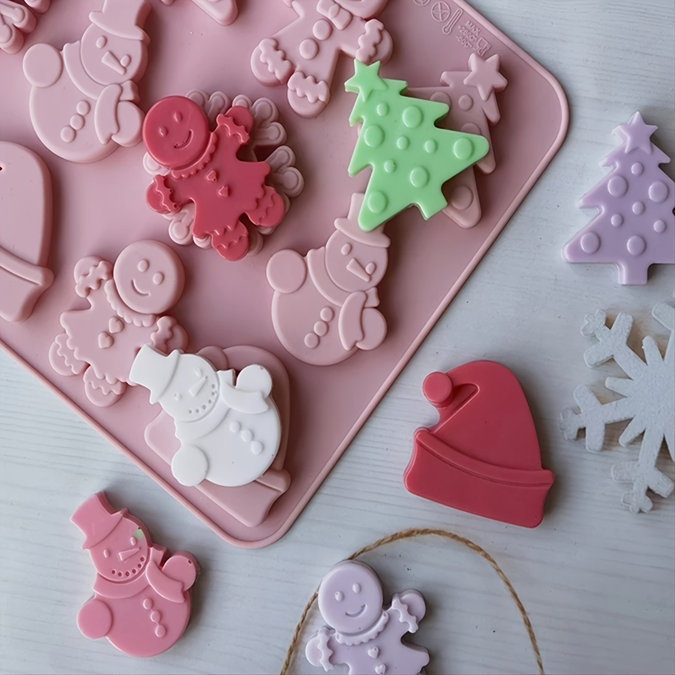 Christmas Silicone Mold, 3d Snowflake Christmas Tree Bear Shaped Fondant  Mold For Diy Pudding Chocolate Candy Desserts Gummy Cupcake Handmade Soap Ice  Cube Ice Cream, Cake Decorating Supplies, Baking Supplies, Kitchen Items 