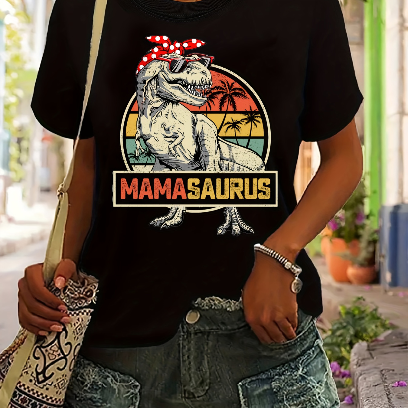 

Dinosaur Print T-shirt, Short Sleeve Crew Neck Casual Top For Summer & Spring, Women's Clothing