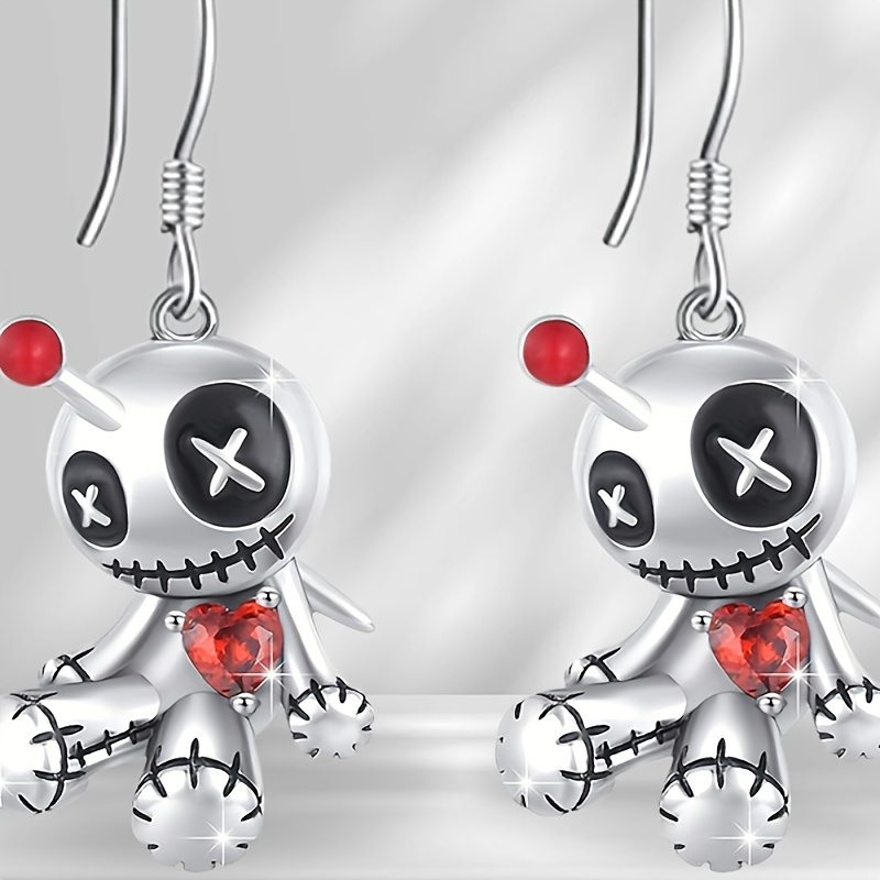 

1 Pair Creative Funny Voodoo Doll Red Heart Pendant Earrings, Punk Cartoon Holiday Decoration Accessories, Halloween Gift