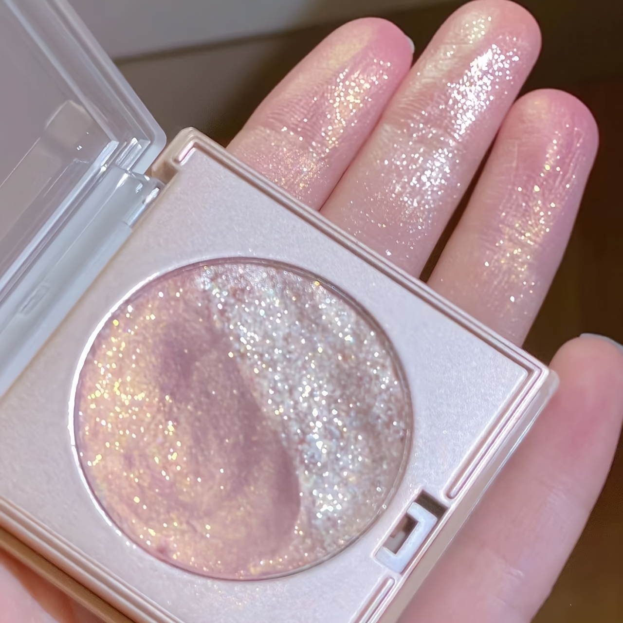 Fairy Highlight Blush Eyeshadow Powder with Lustrous Dewy Finish - 3-in-1 Highlighter Compact for a Gorgeous Glow