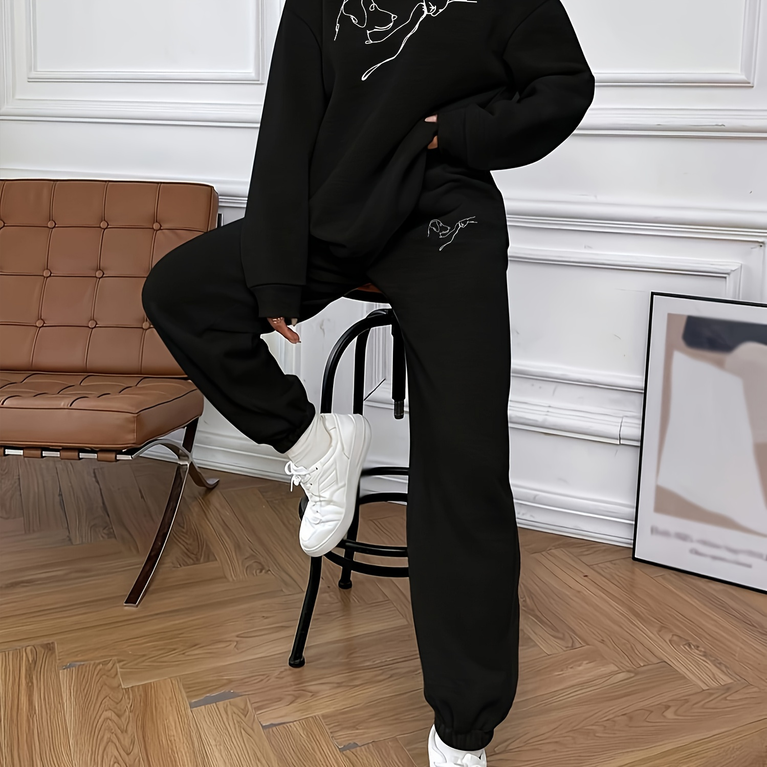 

Women's Casual Animal Print Polyester Tracksuit - Long Sleeve Crew Neck Sweatshirt With Pockets & Jogger Pants Set For Fall/winter