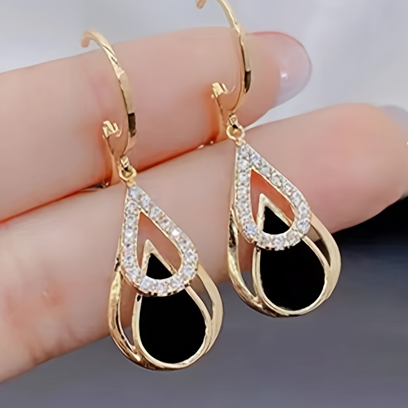 

1 Pair Shaped Black Earrings - Stylish, Dainty, And Hypoallergenic - Perfect Gift For Birthday, Christmas, Anniversaries, And