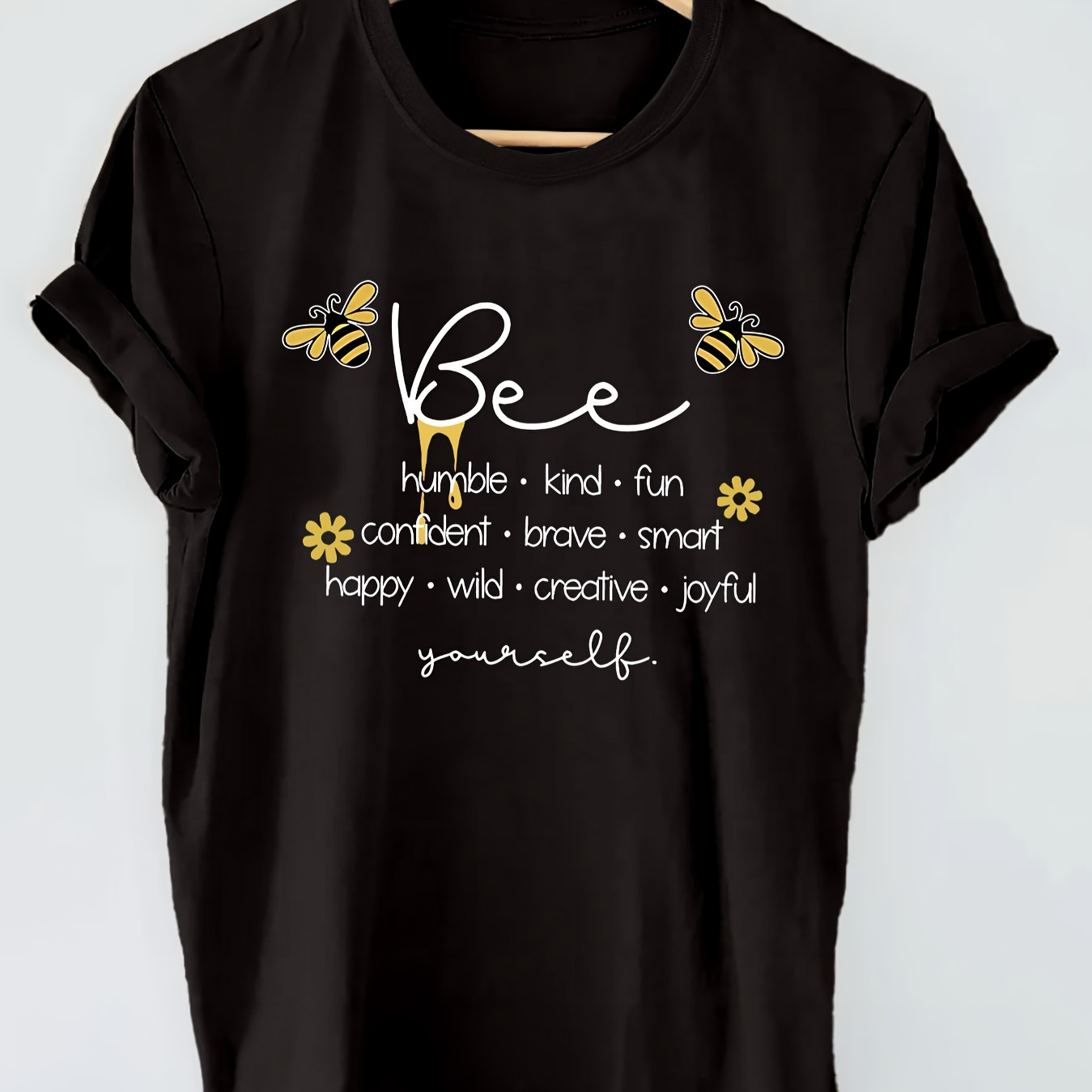 

Bee & Floral Print T-shirt, Short Sleeve Crew Neck Casual Top For Summer & Spring, Women's Clothing