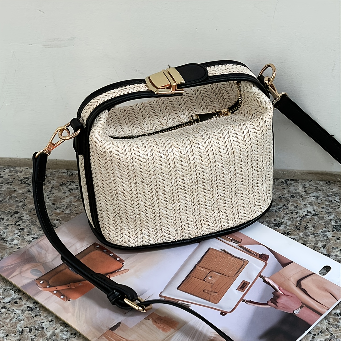 SW20383 Straw Crossbody Zipper Bag With Patterned Strap