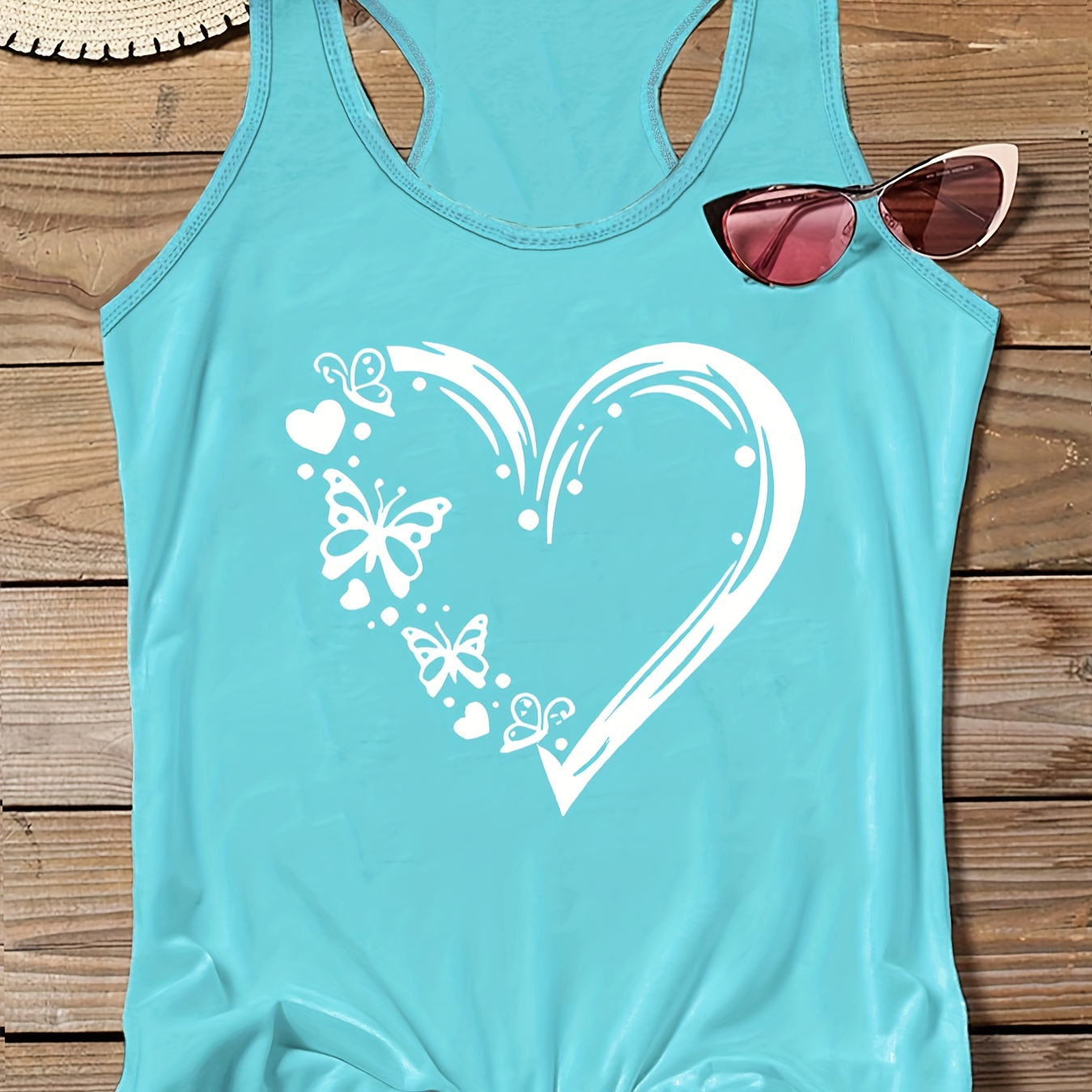 

Plus Size Heart Print Tank Top, Casual Crew Neck Sleeveless Tank Top For Summer, Women's Plus Size clothing