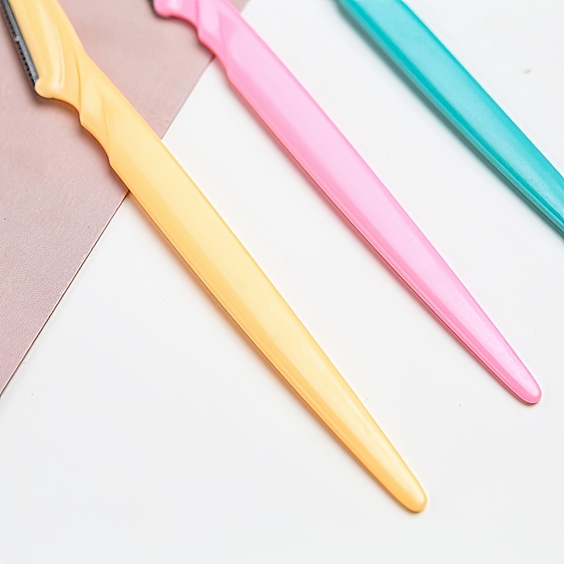 Precision Eyebrow Razor for Women - Dermaplaning Razor Blades