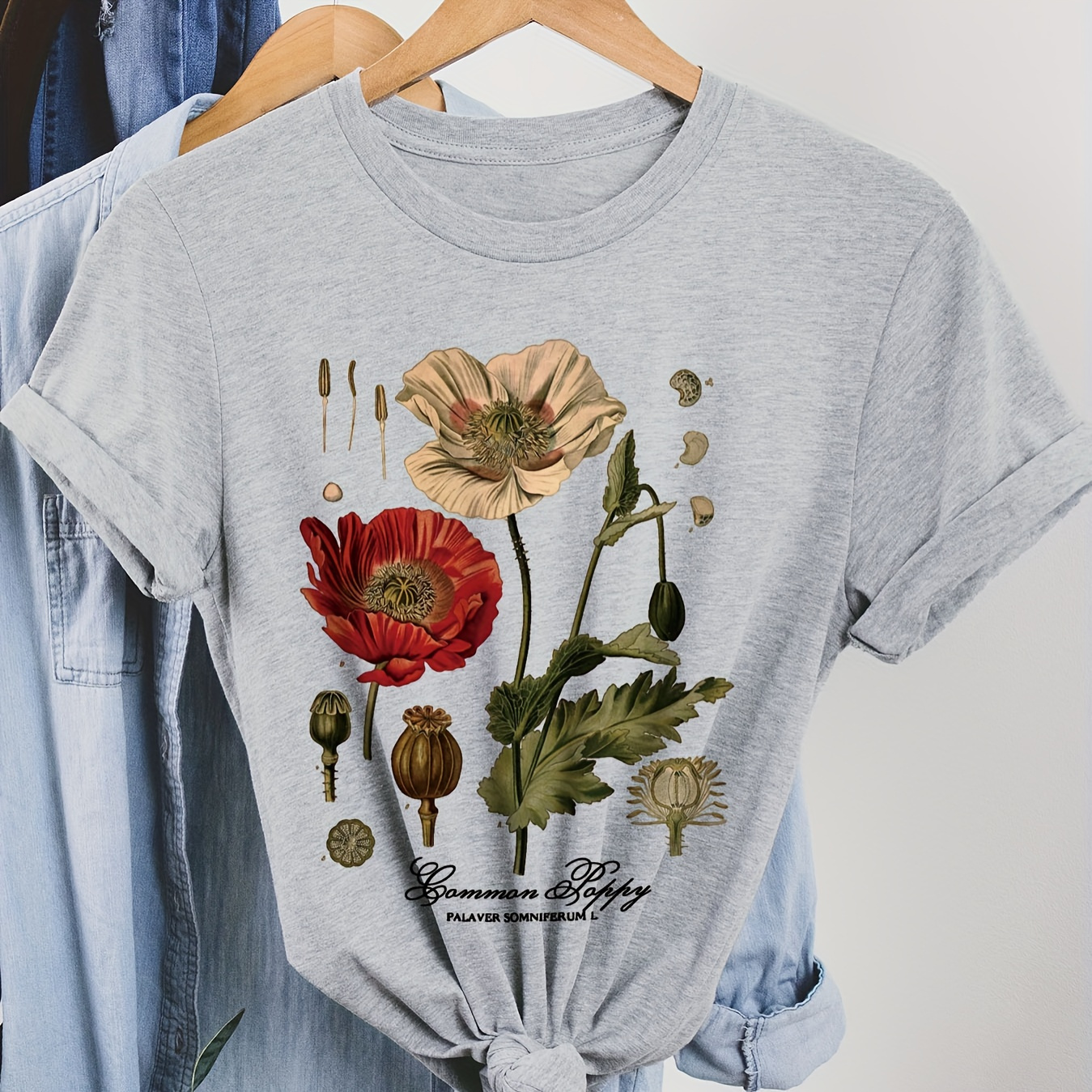 

T-shirt With A Retro Flower Pattern, Short Sleeves And A Round Neckline, A Stylish Top For The Summer And Spring, Women's Fashion