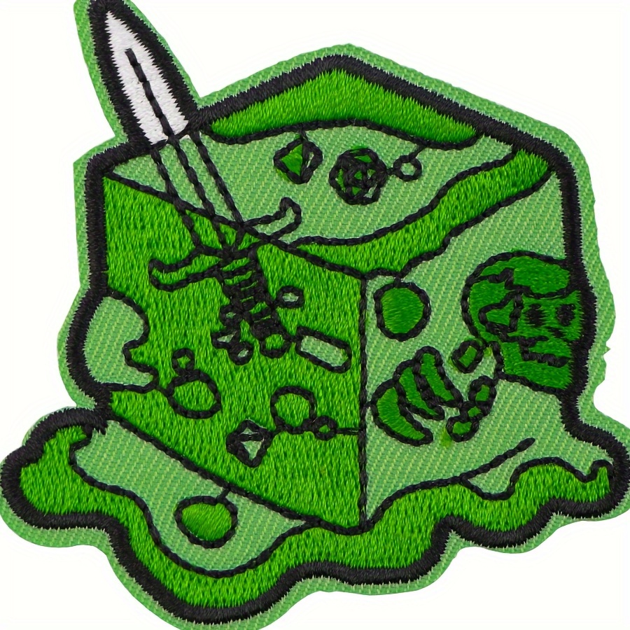 

Green Embroidered Cube Patch - Iron On/sew On Appliqué For Jackets And Backpacks, 1pc