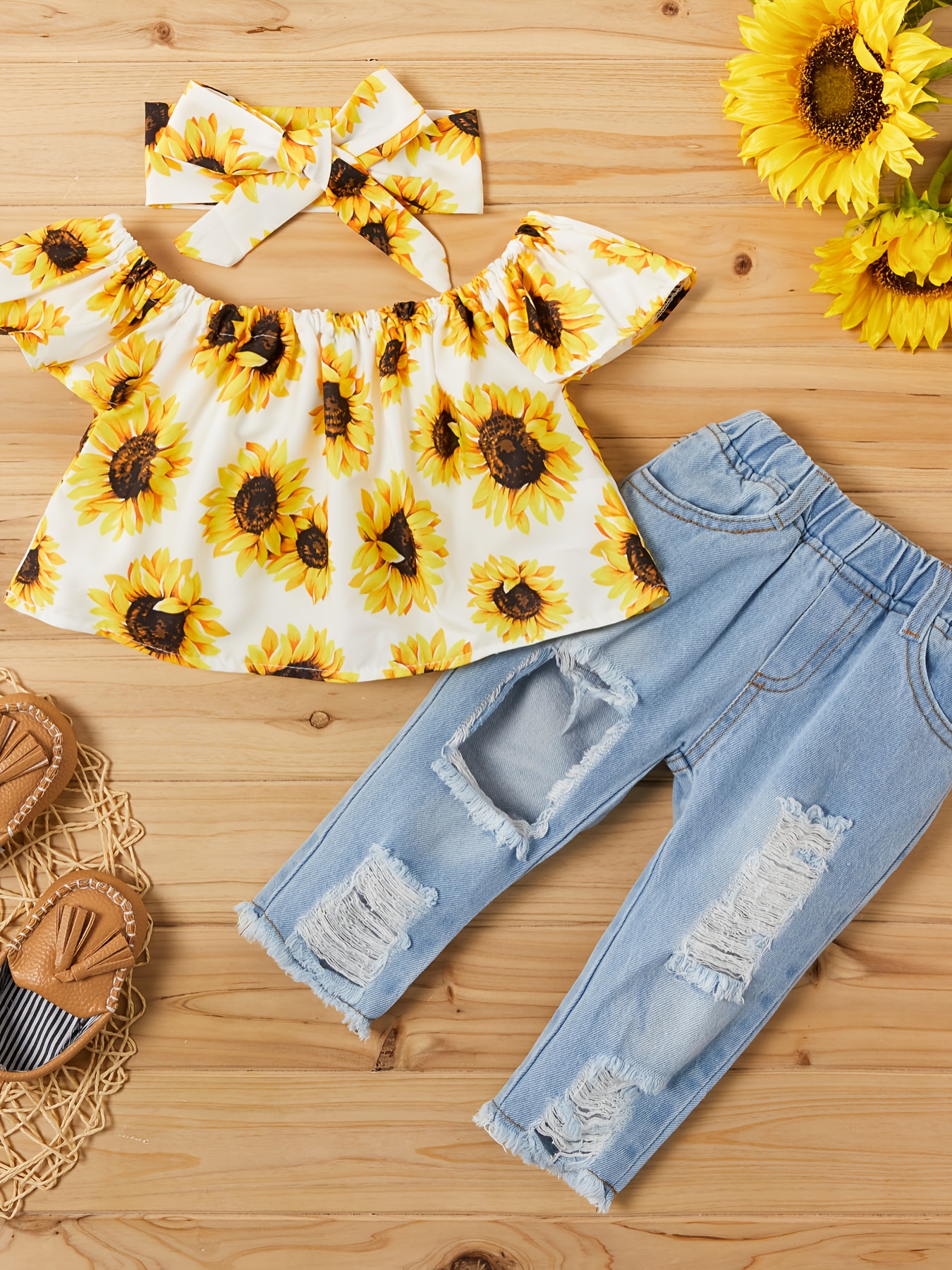 2pcs Baby Girl Yellow Ribbed Short-sleeve Ruffle Cardigan and Sunflower Leopard Sleeveless Dress Set