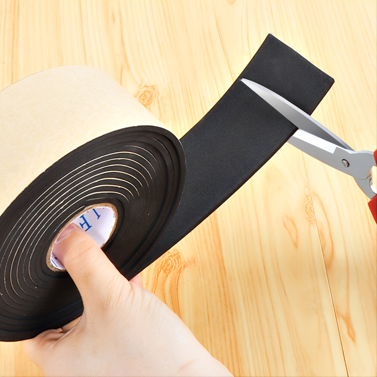 Shintop Cinta adhesiva de fieltro para bricolaje, rollo de tira de fieltro  resistente cortada en cualquier forma para proteger tu suelo de madera dura