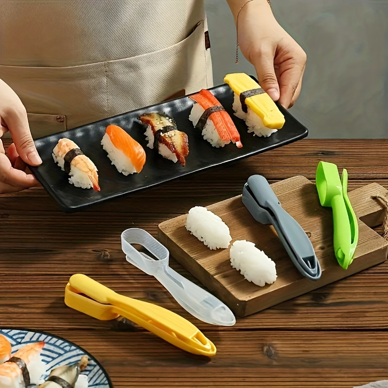 Potechinote, le gadget japonais indispensable pour ne pas se salir les  doigts quand on mange des