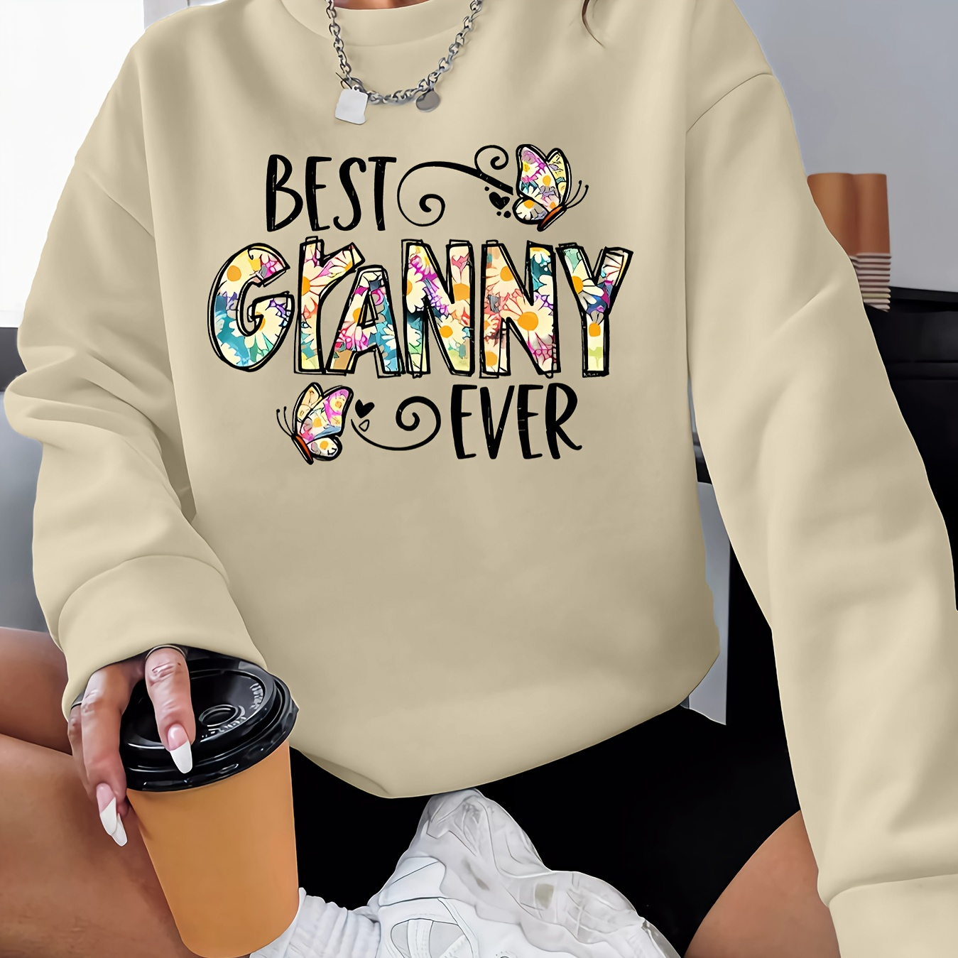 

Granny Print Pullover Sweatshirt, Casual Long Sleeve Crew Neck Sweatshirt For Fall & Winter, Women's Clothing