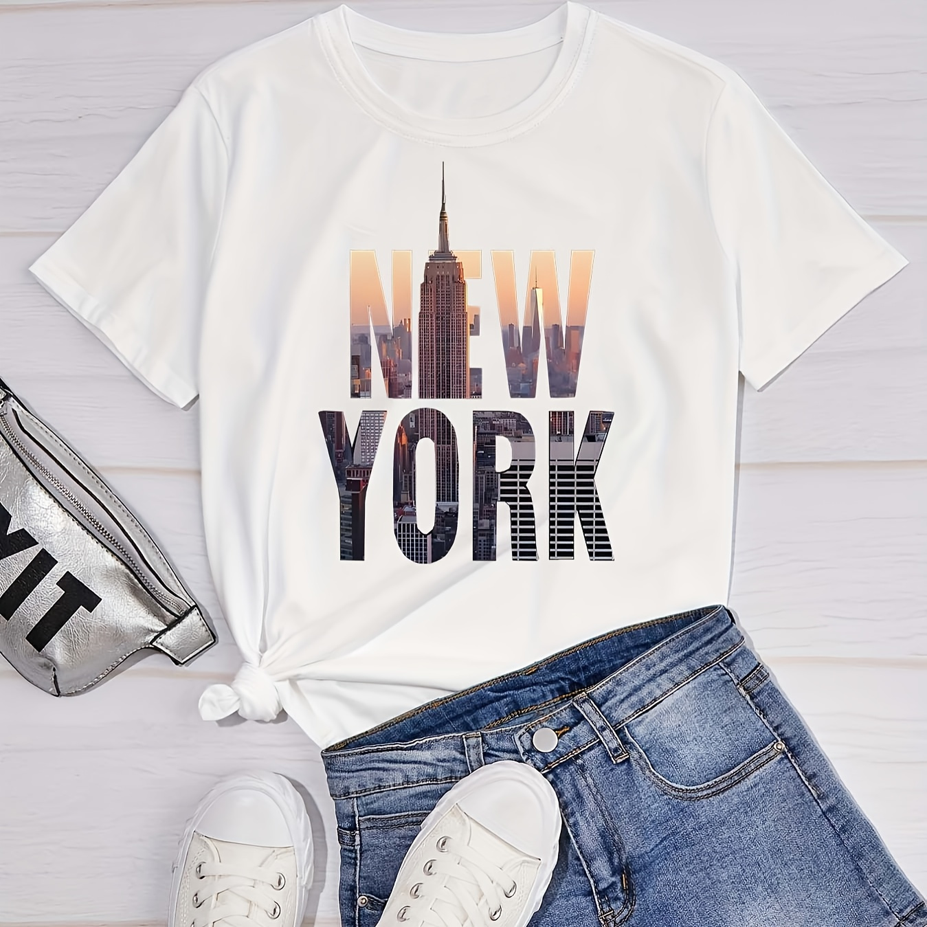 

Plus Size New York Letter Print T-shirt, Short Sleeve Crew Neck Casual Top For Summer & Spring, Women's Plus Size Clothing