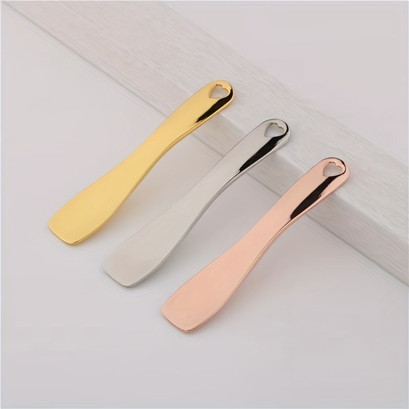 BTYMS 200 Pcs Disposable Makeup Spatula Mini Cosmetic Spatula Facial Mask  Spatulas Plastic Skincare Spatula for Mixing and Sampling Cream DIY Mask