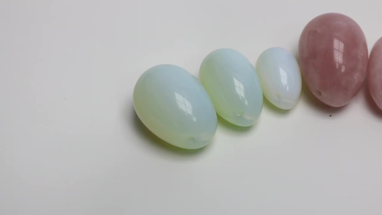 4pcs Crystal Semi-Precious Stone Jade Egg Set