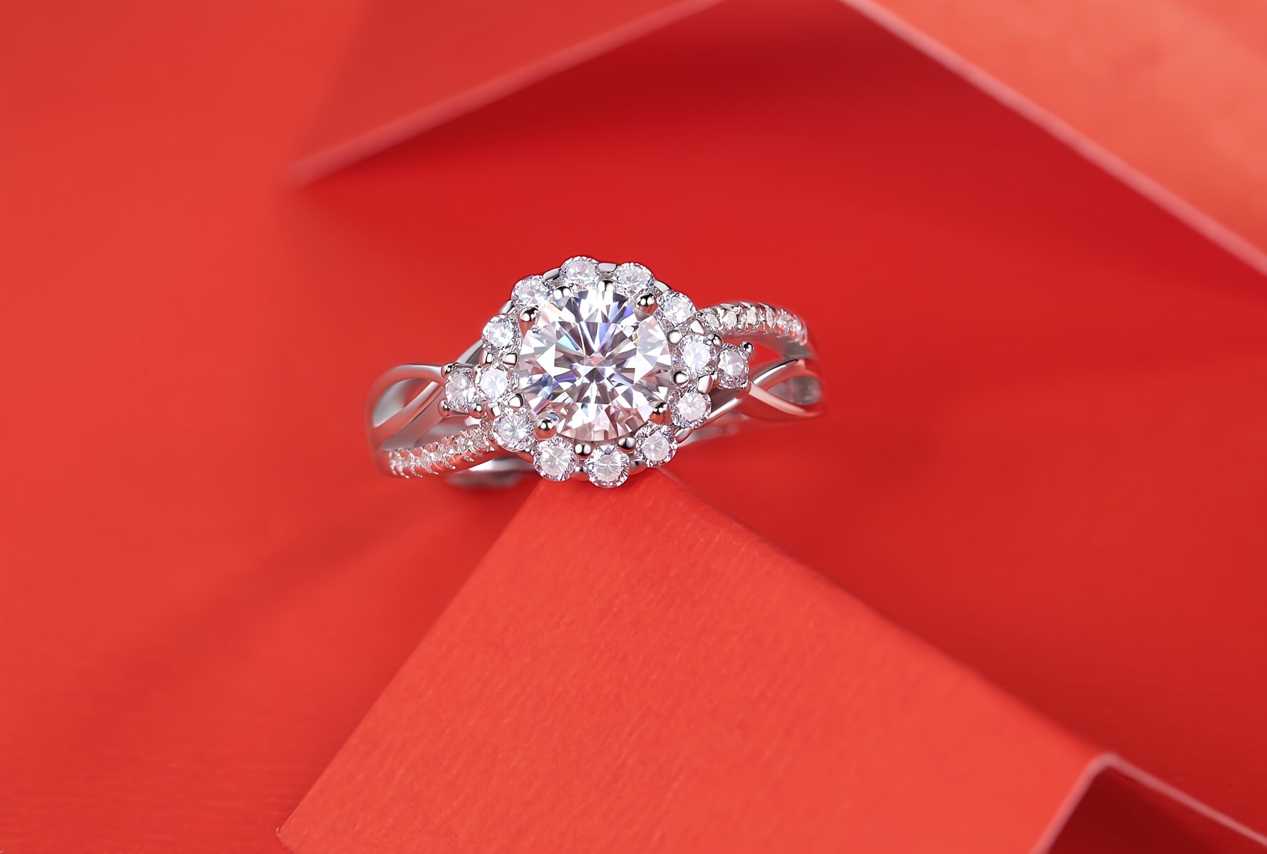 莫桑钻好还是锆石好