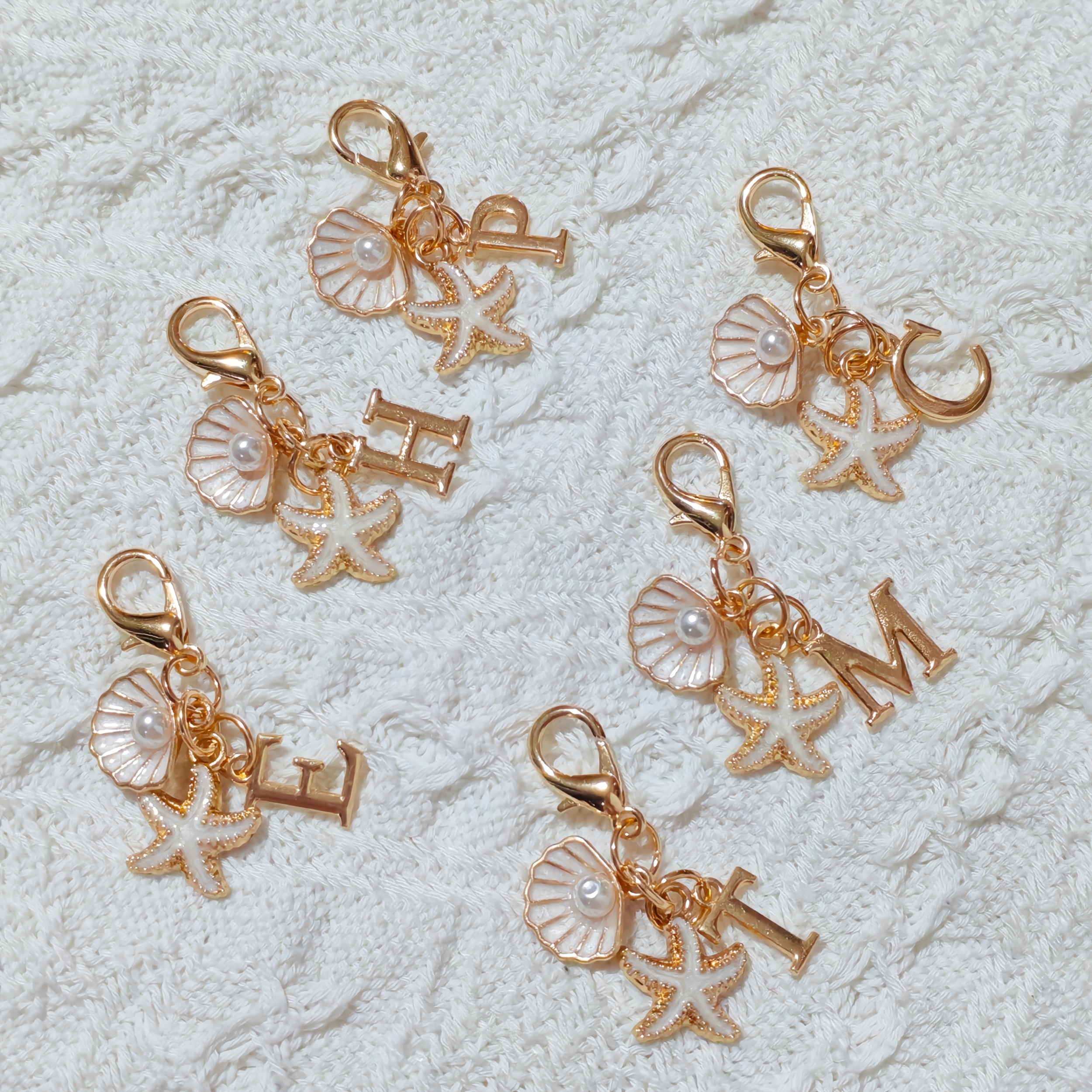 1 bohemian style golden letter keychain with shell and   decorations   in letters a z   holiday and beach themes an ideal gift or decoration for backpacks wallets and handbags a great gift for  