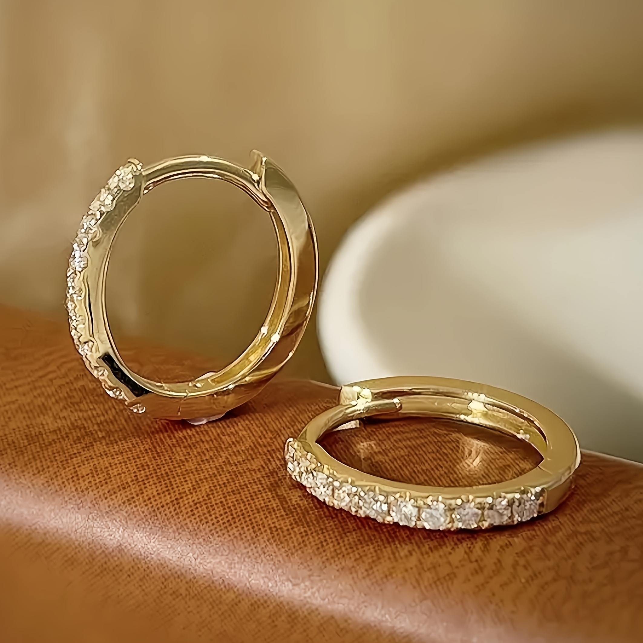 Image of Elegant And Ring Earrings, Suitable For Daily Holiday Parties To Wear Earrings, Anti-allergy, Women's Temperament Wear Earrings