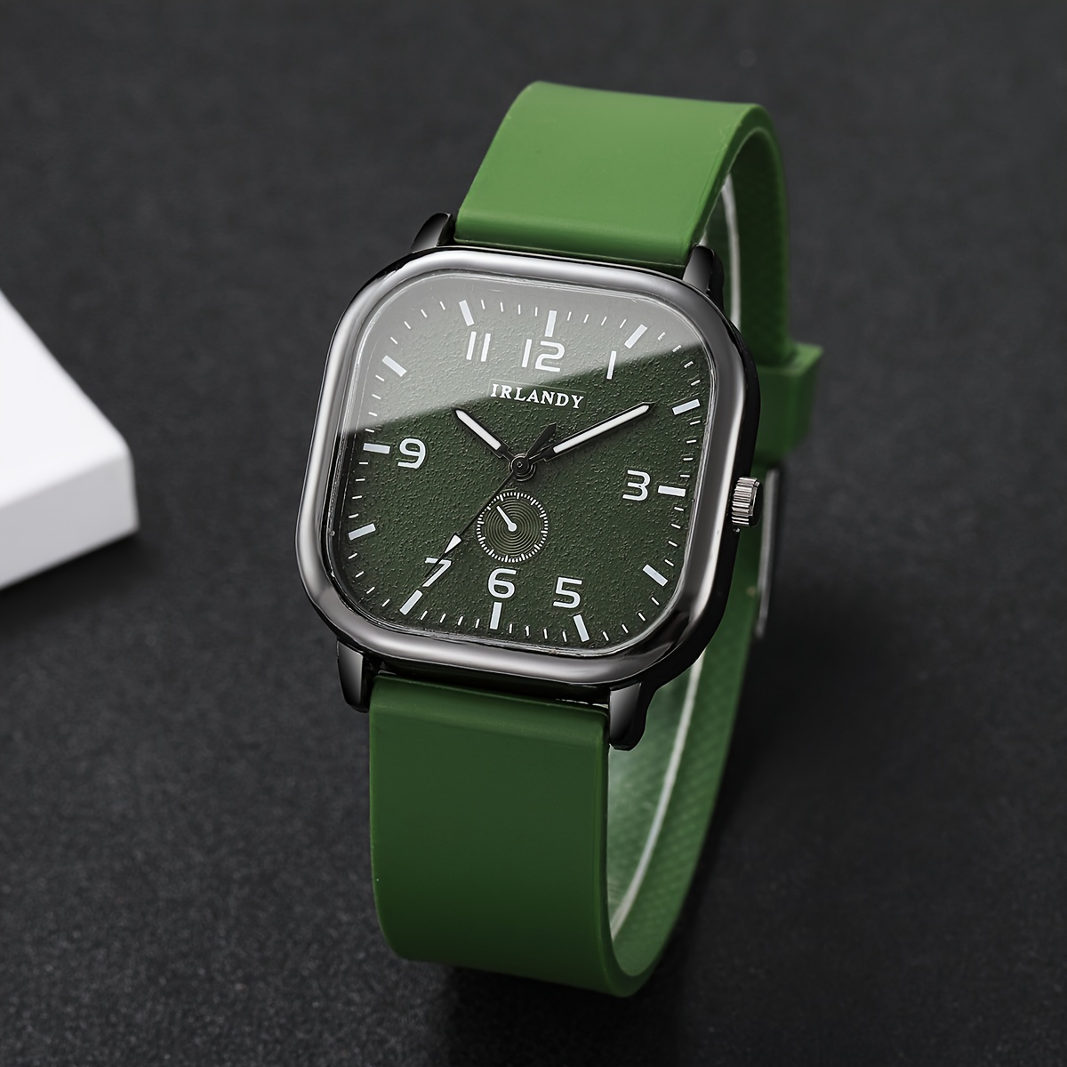 1 stuks Elegante Groene & Quartz Dameshorloge met Vierkant Horlogekast & Siliconen Band - Minimalistische Wijzerplaat, Wijzers & Groene Accenten, Niet-Oplaadbare Batterij, Stijlvolle Casual & Formele Polshorloge Voor Alledaagse Speciale Gelegenheden, horloges dames, dames horloge