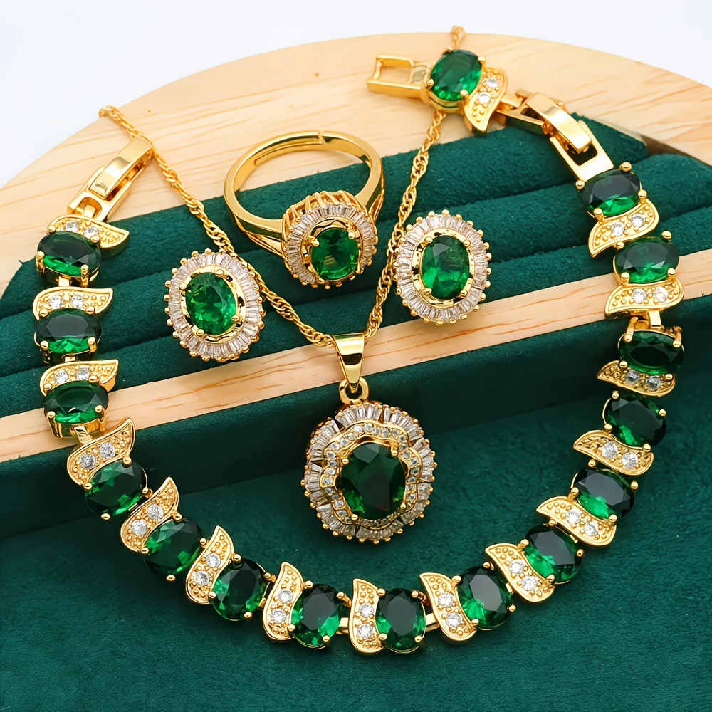 E-shop Elegantes 5-teiliges Schmuckset mit funkelndem synthetischem Zirkonia in Grün - 18K vergoldete Kette, Armband, Ring & Ohrringe - für