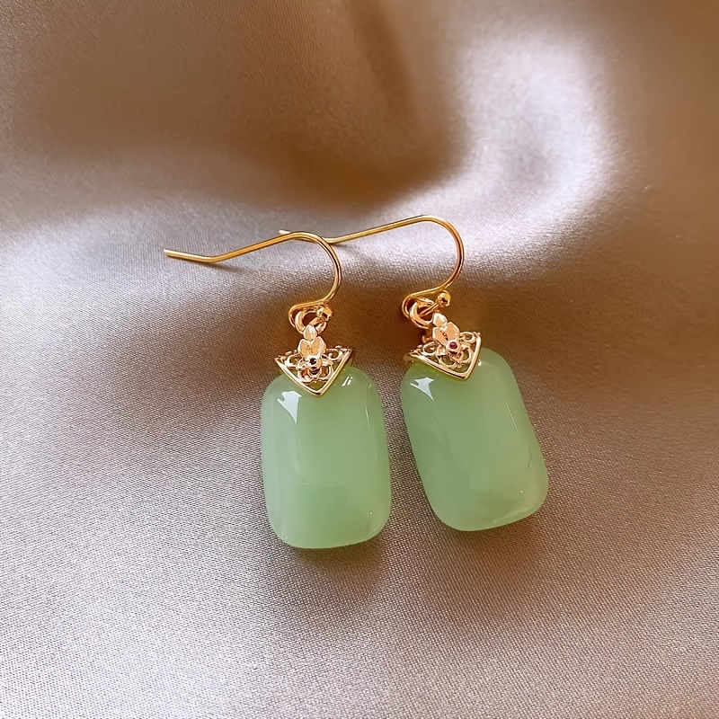 TEMU Boucles d'oreilles élégantes en jade vert avec accents dorés - Design carré chic, parfait pour un cheongsam ou une tenue décontractée, cadeau de
