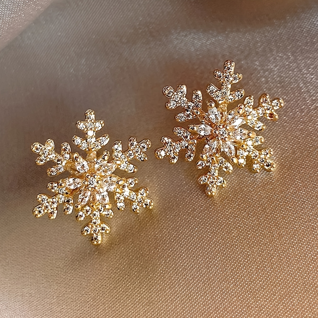 TEMU 1 Par de lujosos y elegantes pendientes de copo de nieve de vidrio, ideales para fiestas de Navidad y reuniones de mujeres