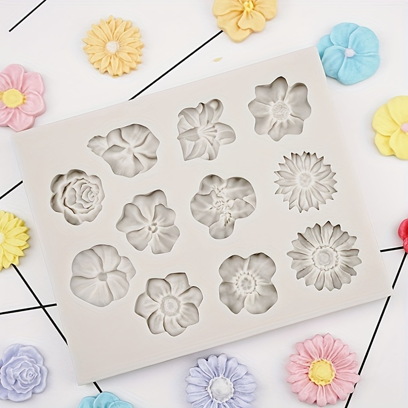 

1pc, 11-cavity Flower Shape Silicone Mold, Rose, Daisy, Flower Mold, Diy Soft Pottery, Drop Glue, Clay, Resin, Candle, Handmade Soap Making Tool, Gift For Family, Friends And Handcraft Lovers