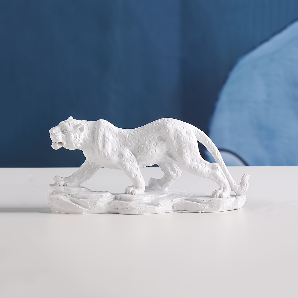 Tiger store sculpture statue home decoration living room bedroom decoration