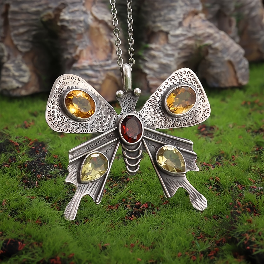 Image of 1pc Fashionable And Exquisite Charm Inlaid Synthetic Zirconia Pendant Necklace For Men And Women Banquet Elegant Accessories Jewelry Gifts