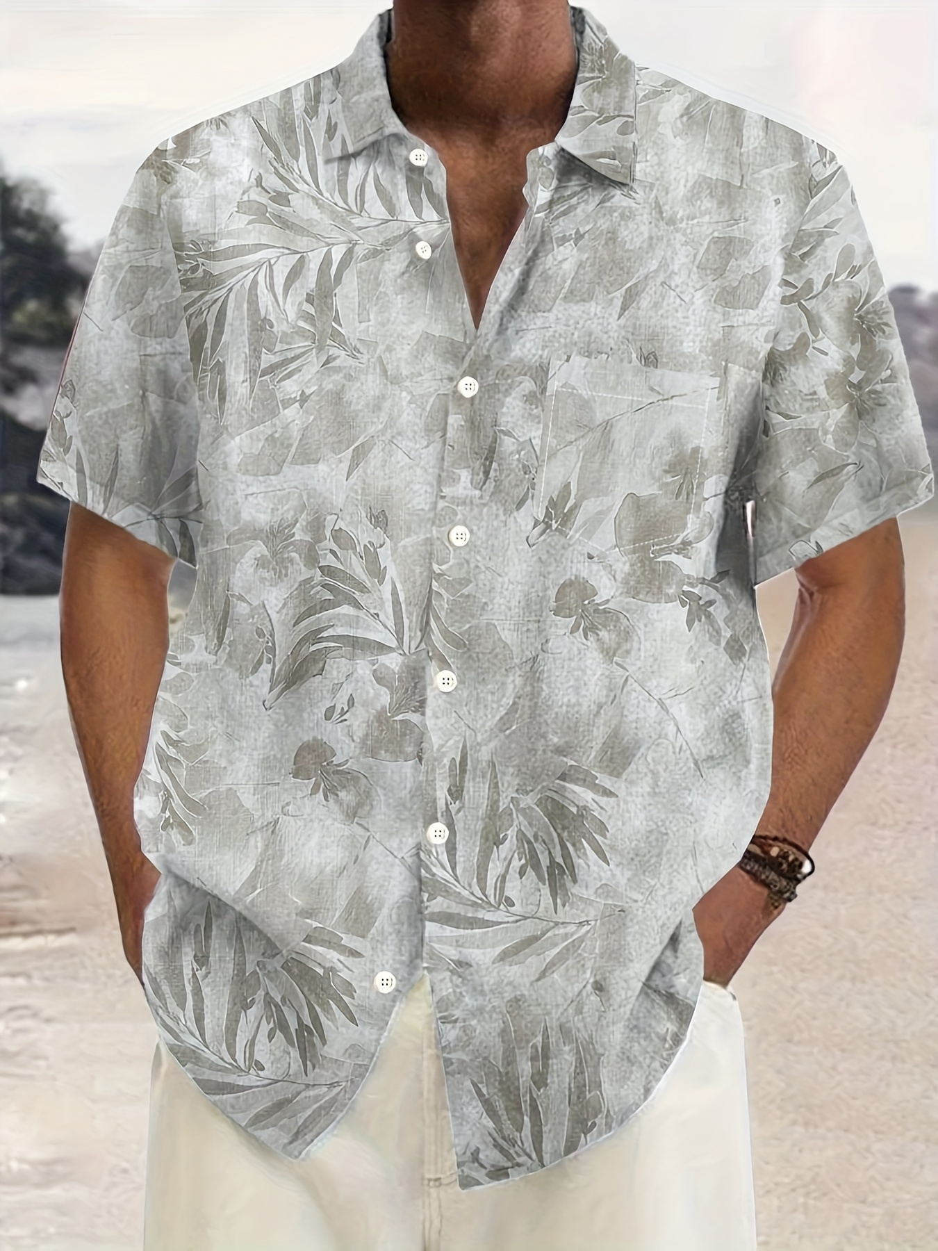 Hawaiian Floral Print Men's Plus Size Button-up Short Sleeve Shirt