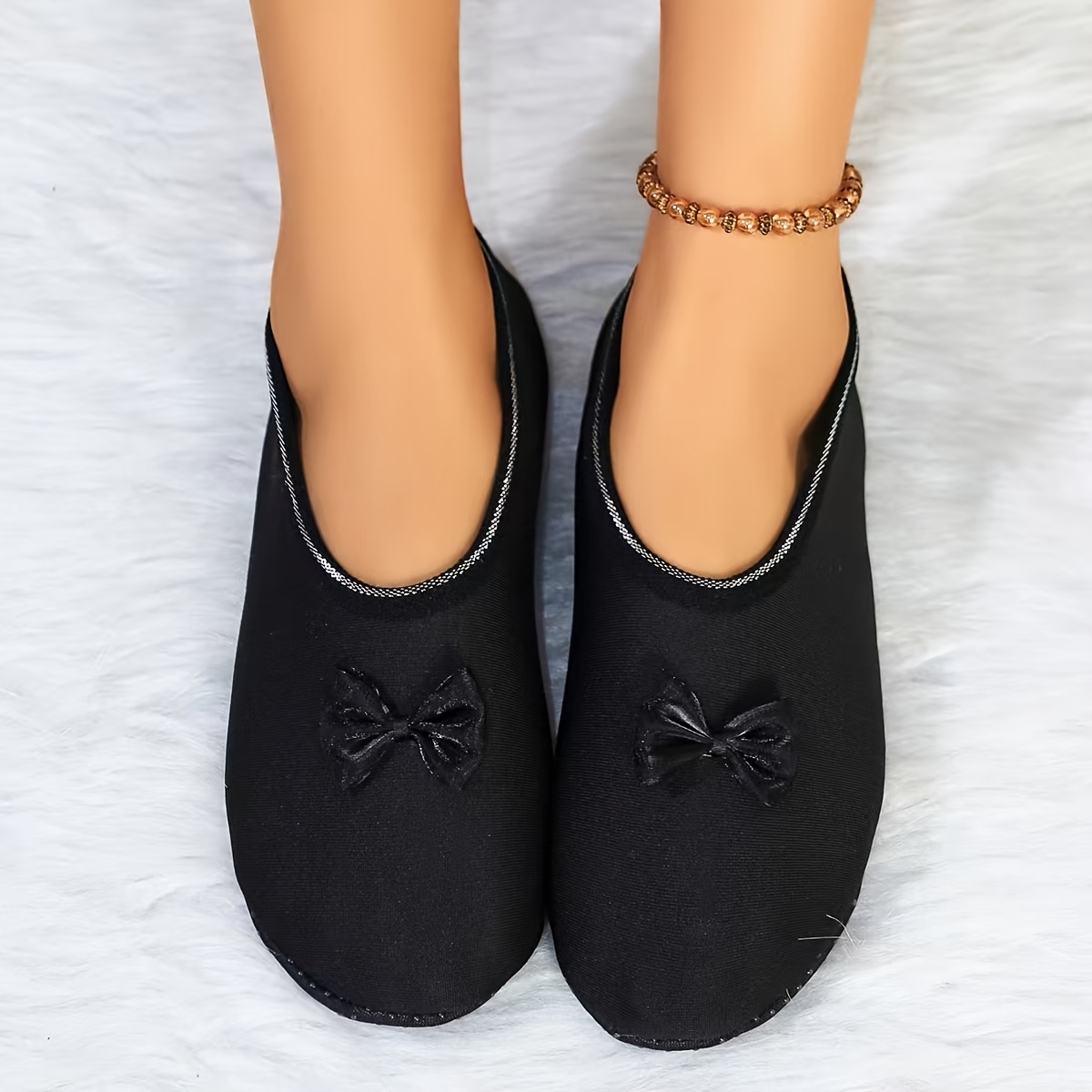 TEMU Chaussures d'intérieur saisonnières pour femmes, chaussures de maison, avec une jolie décoration de nœud, doublure en peluche, semelles souples,