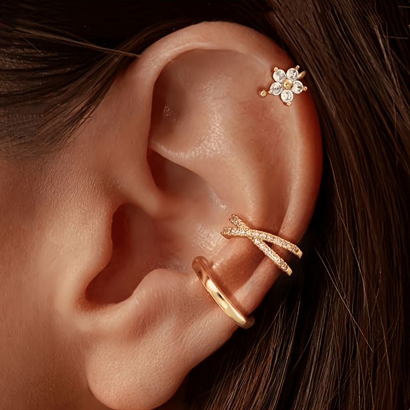 Image of 3pcs Set Of Simple And Elegant Interlocking Hoop Earrings, Featuring A Floral-shaped Ear Cuff. Multiple Ways To Wear For Different Styling Looks, Suitable For Women To Wear On Occasions Or As A Gift