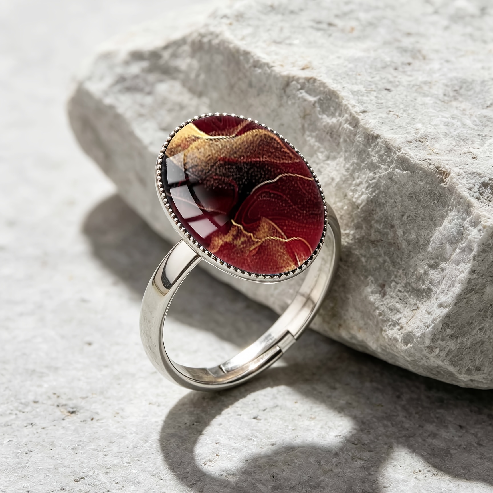 Women's Fluid Pattern Oval Open Ring with Convex Glass