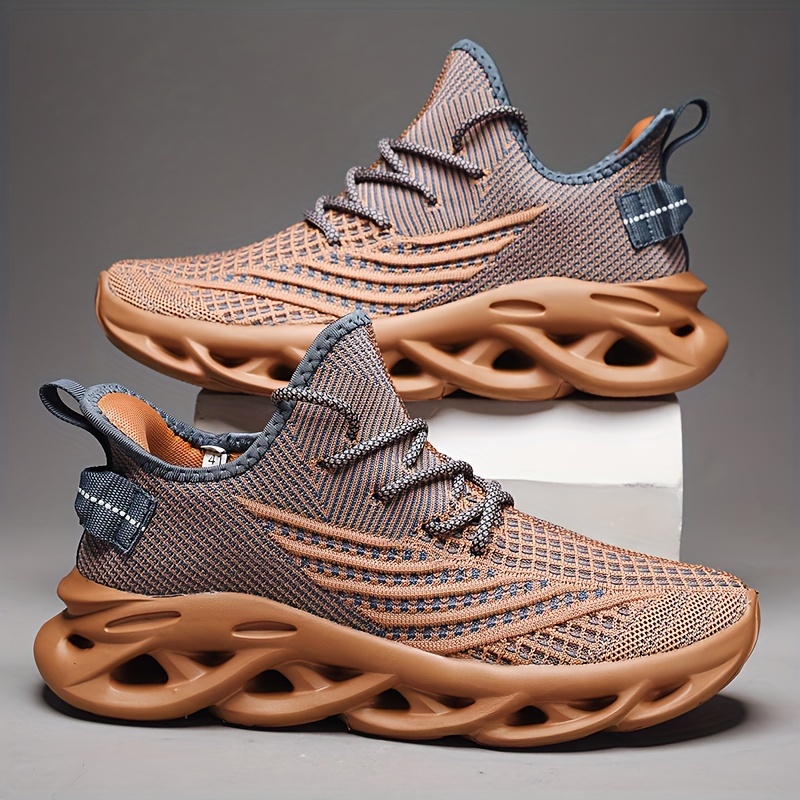 item picture Men's Summer New Breathable Mesh  Shoes, Soft Sole Lightweight Comfort Casual Sports Coconut Trendy Men's Footwear